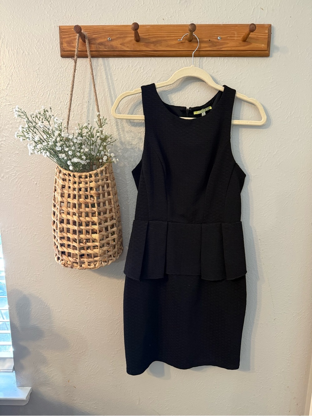 Gianni Bini Black Sleeveless Peplum Sheath Dress
